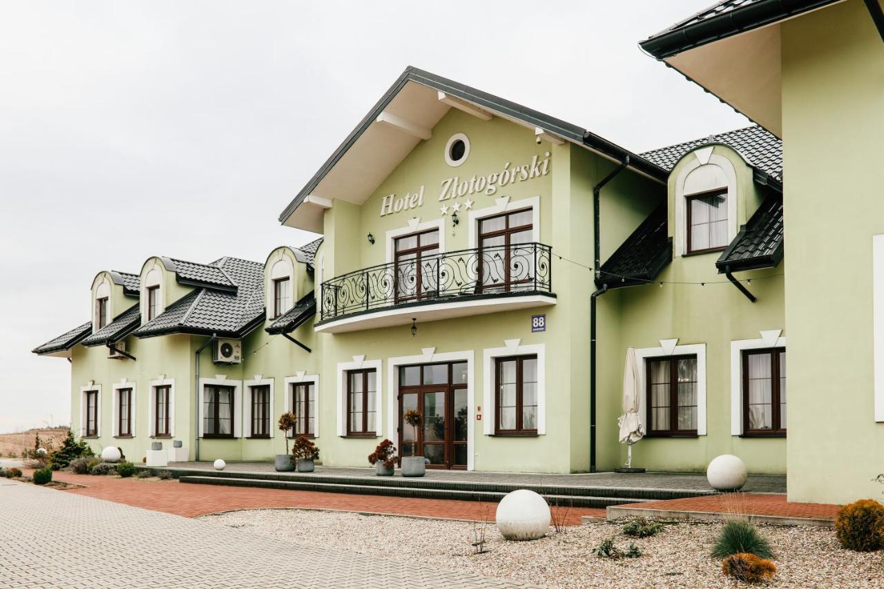 Hotel Zlotogorski Koscielec Екстер'єр фото