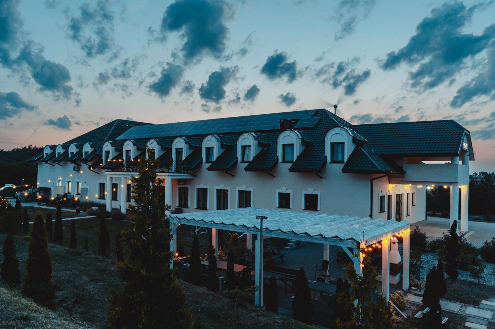 Hotel Zlotogorski Koscielec Екстер'єр фото