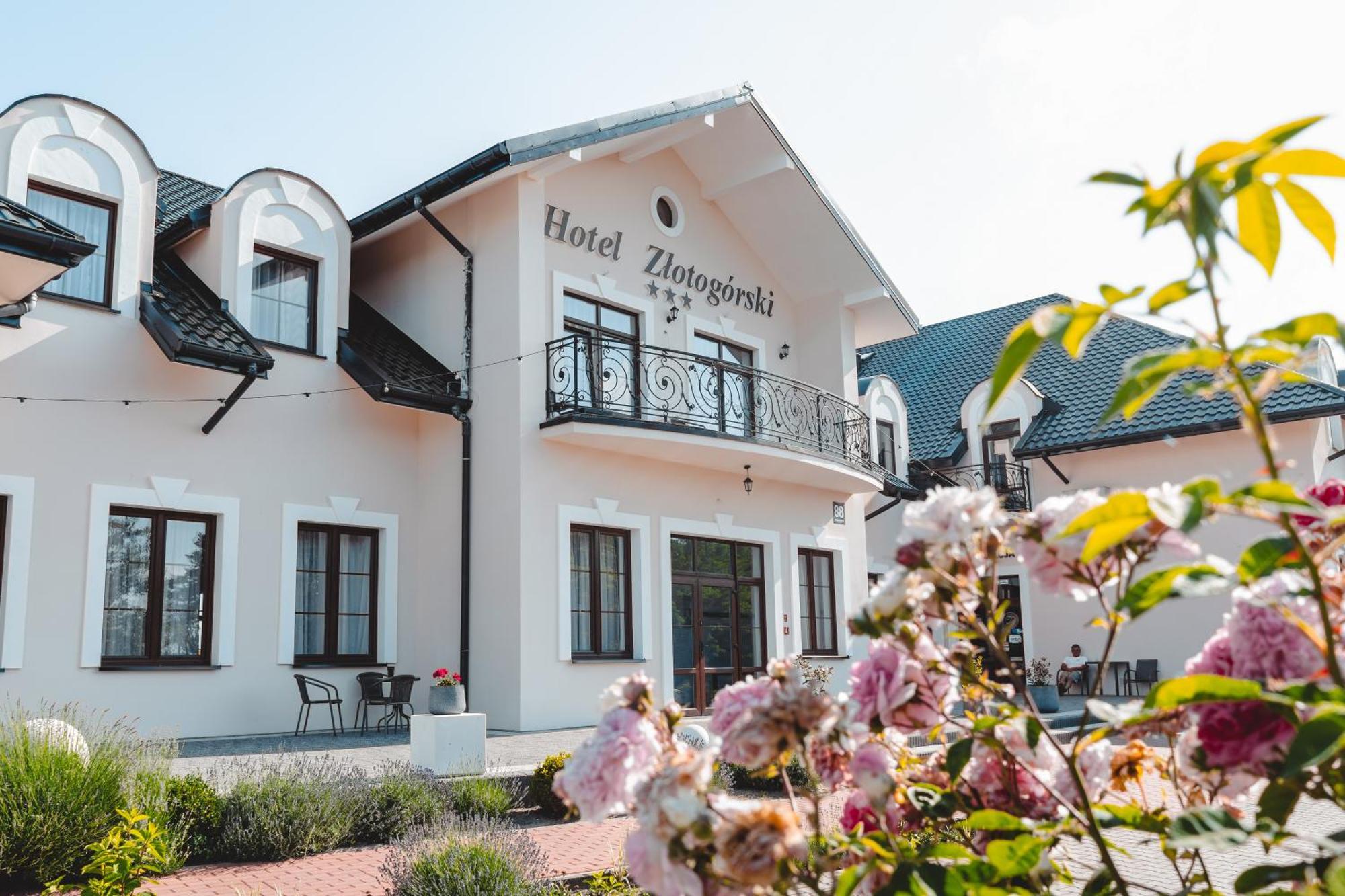 Hotel Zlotogorski Koscielec Екстер'єр фото